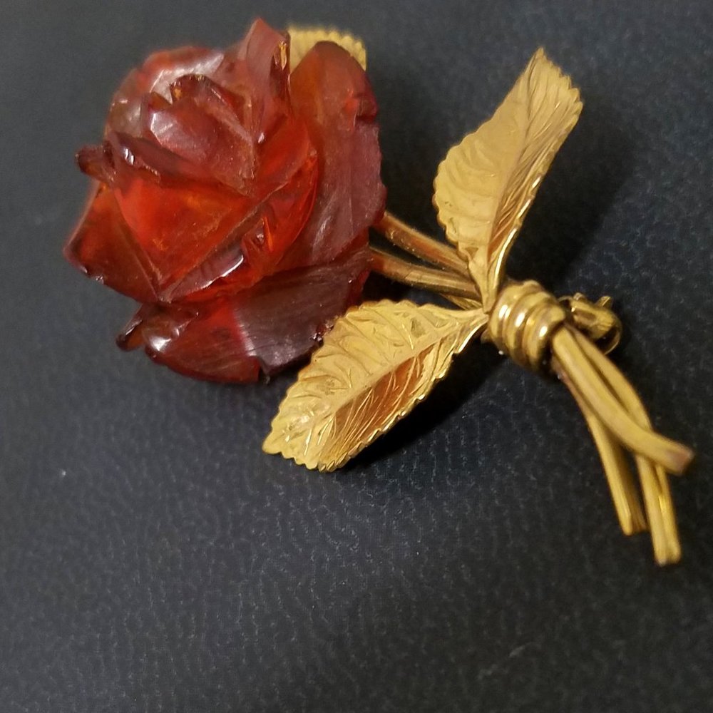 🍃🍂HOST PICK Baltic AMBER BROOCH12k Gold Filled🌹